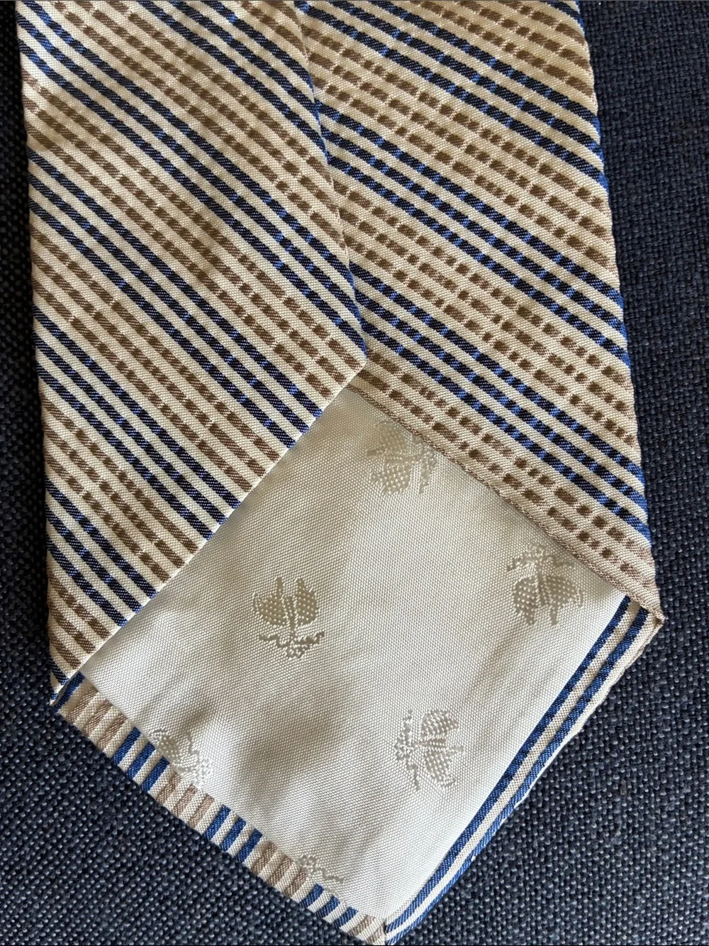 Brooks Brothers Repp Stripe Series Blue and Gold Diagonal Stripe Tie